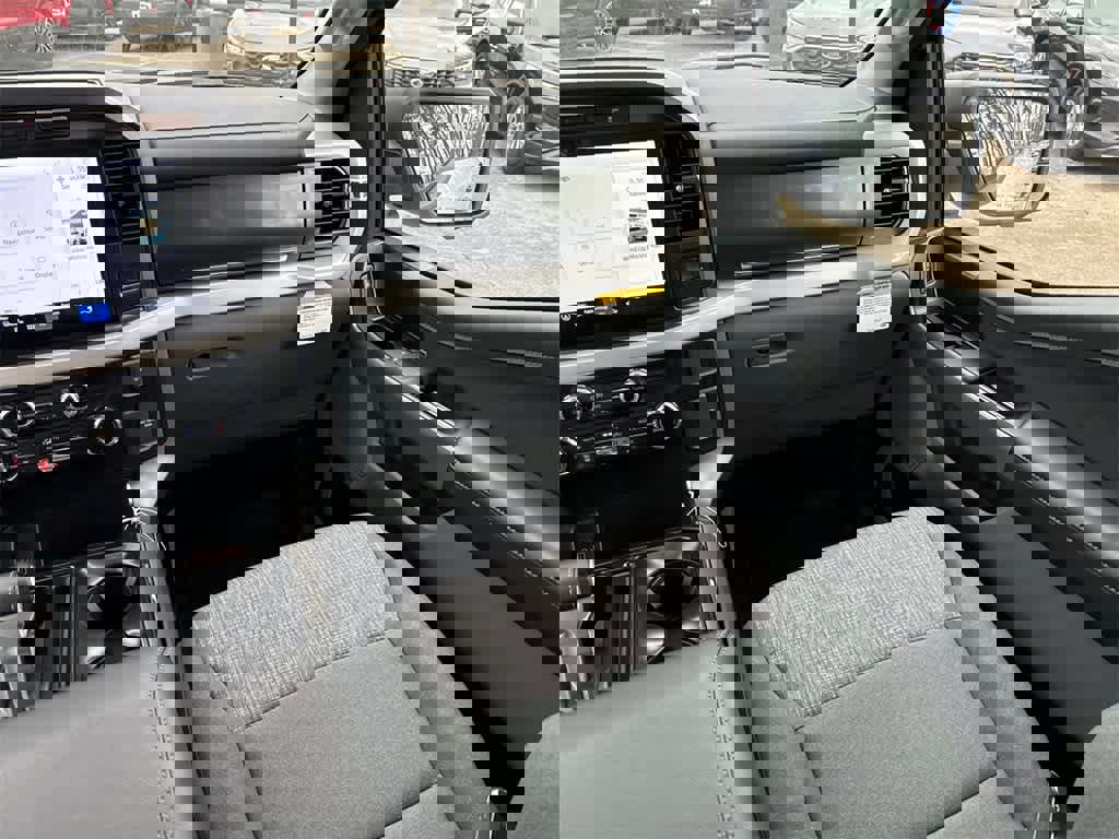 New 2023 Ford F150 Lightning XLT w/ Tow Technology Package image 18