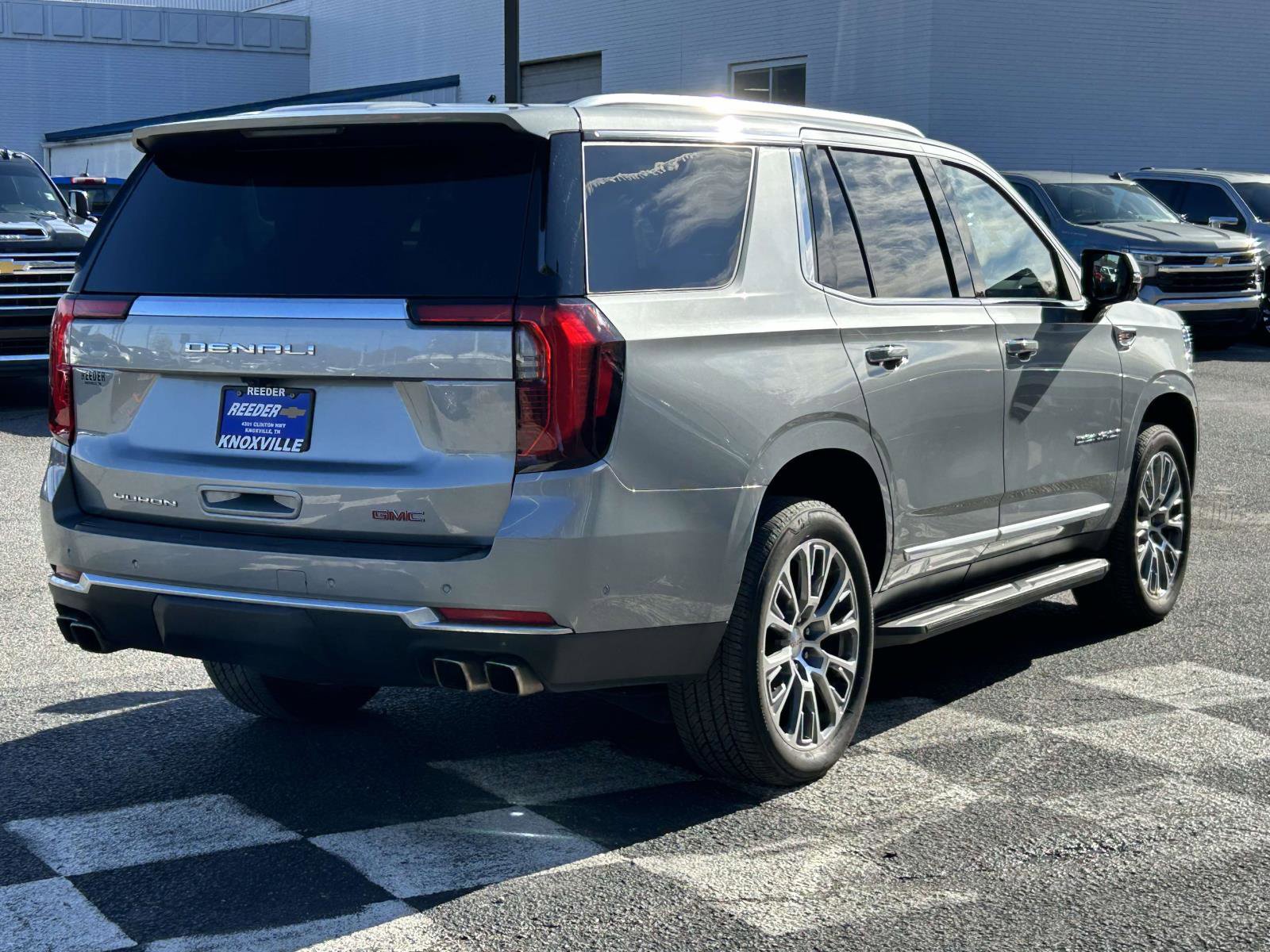 Used 2025 GMC Yukon Denali image 3