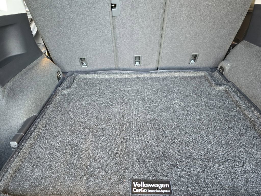 Used 2024 Volkswagen Tiguan S image 20