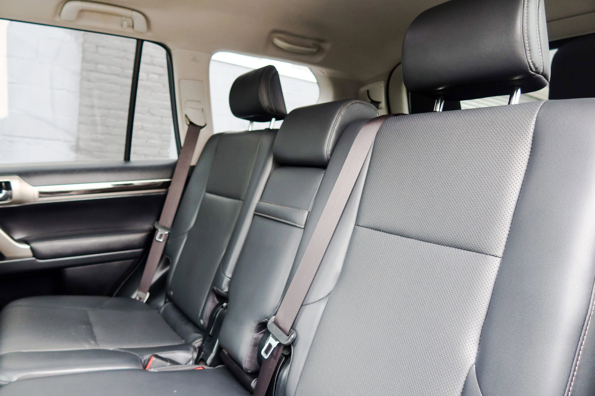 Used 2015 Lexus GX 460 image 21