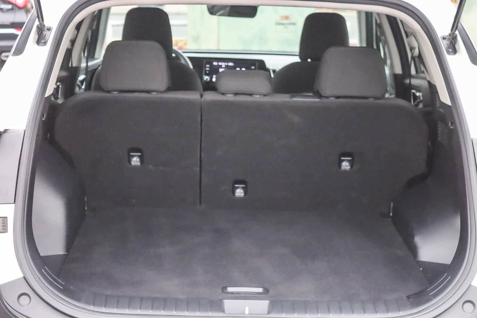 Used 2023 Kia Sportage LX image 24