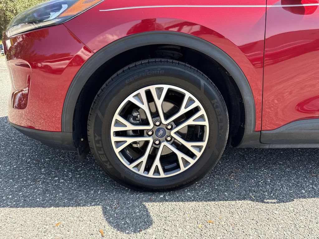 Used 2020 Ford Escape SEL FWD image 10