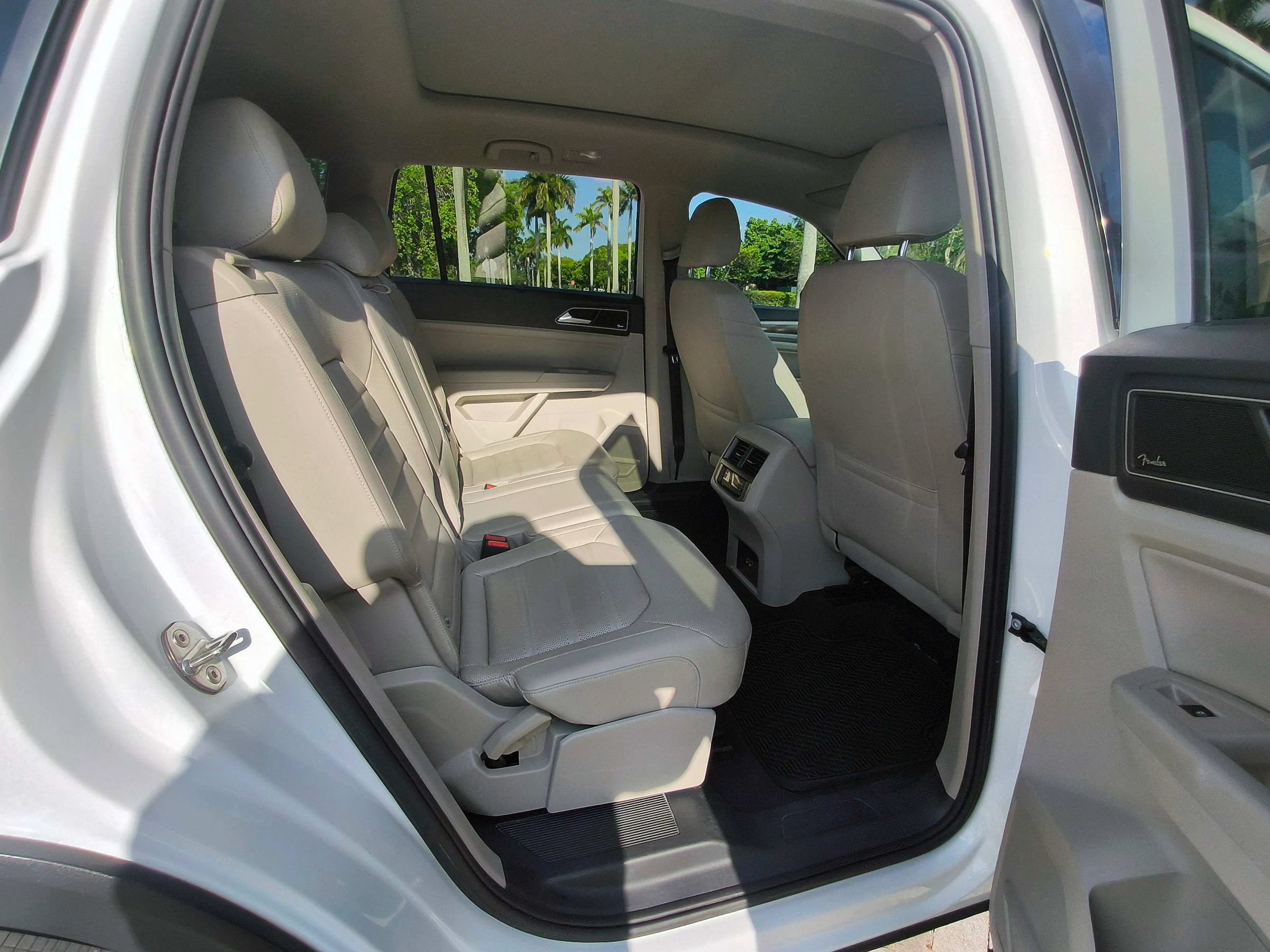 Used 2019 Volkswagen Atlas SEL Premium AWD/4WD image 18