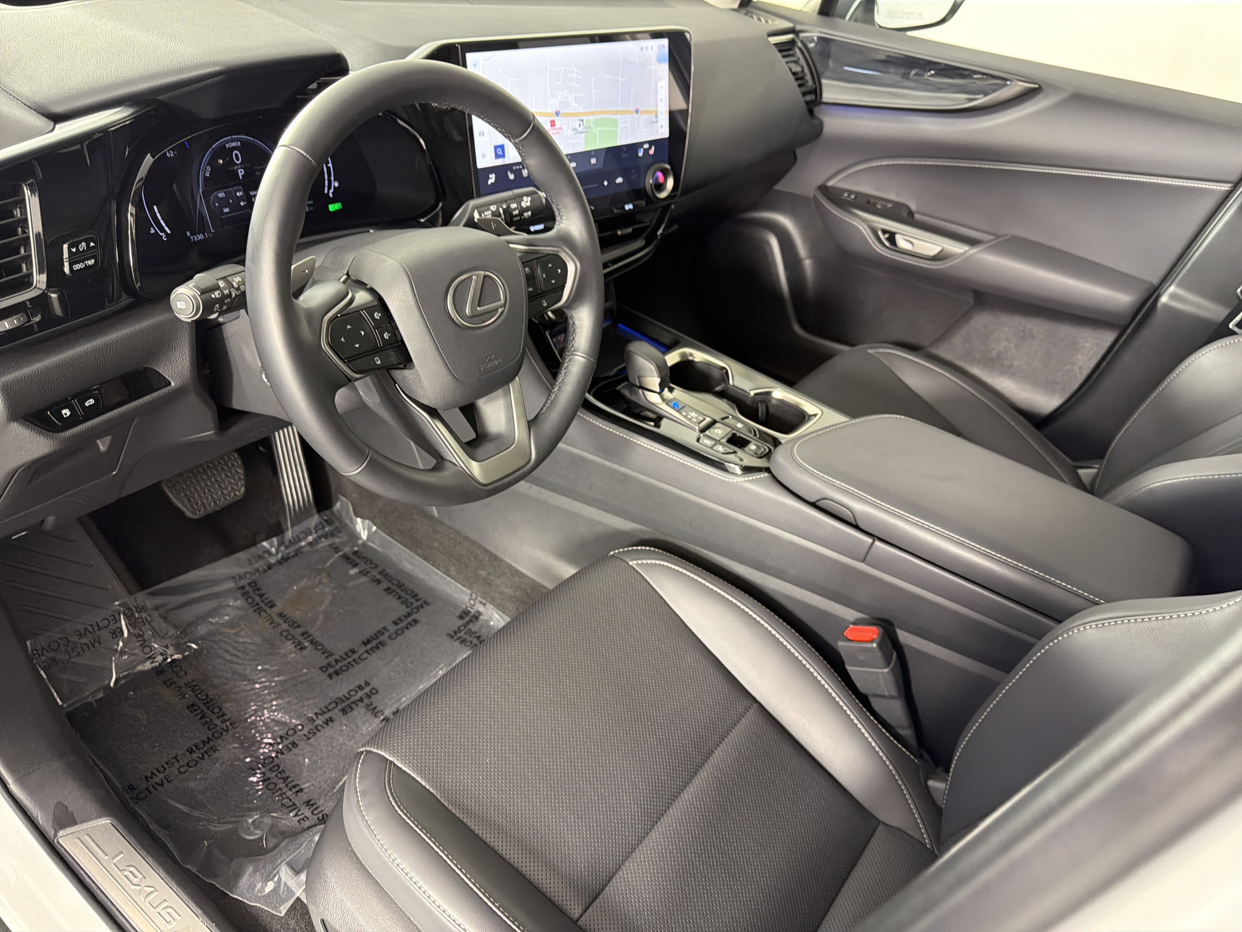 Certified 2025 Lexus NX 350h AWD w/ Accessory Package (2T) image 17