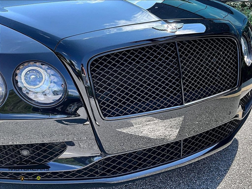 Used 2018 Bentley Flying Spur S W12 AWD/4WD image 28