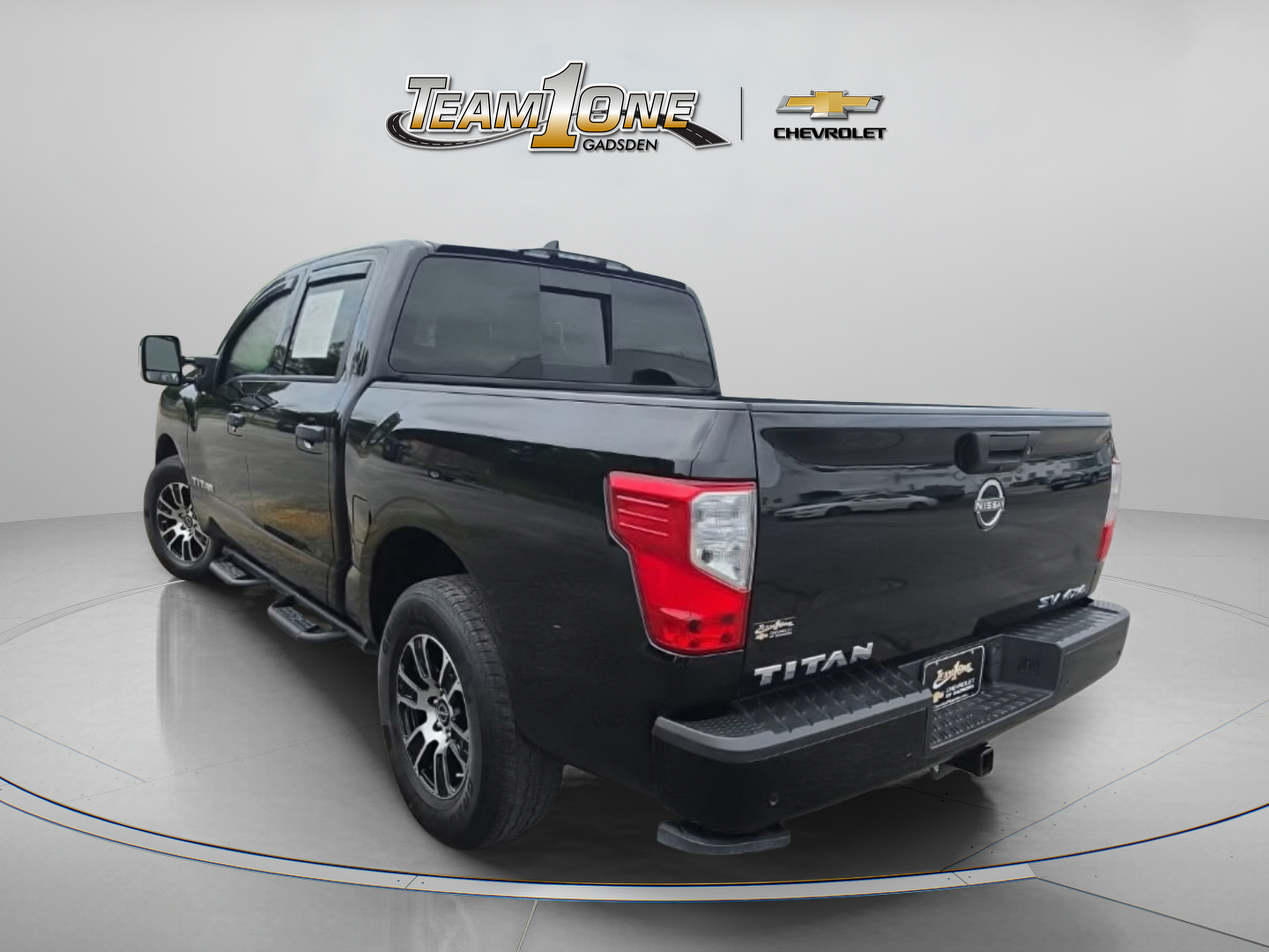 Used 2024 Nissan Titan SV w/ SV Convenience Package AWD/4WD image 6
