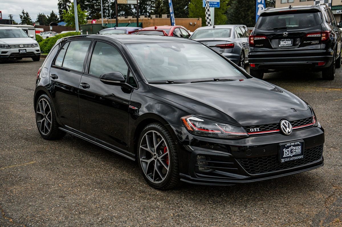 Used 2018 Volkswagen GTI SE FWD image 6