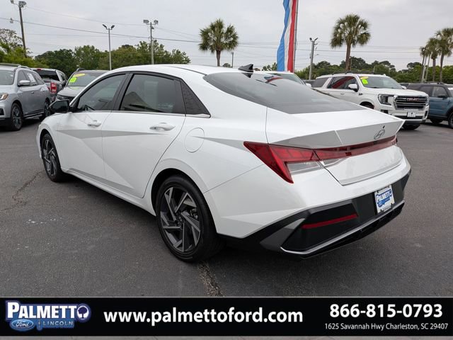 Used 2025 Hyundai Elantra Limited FWD image 6