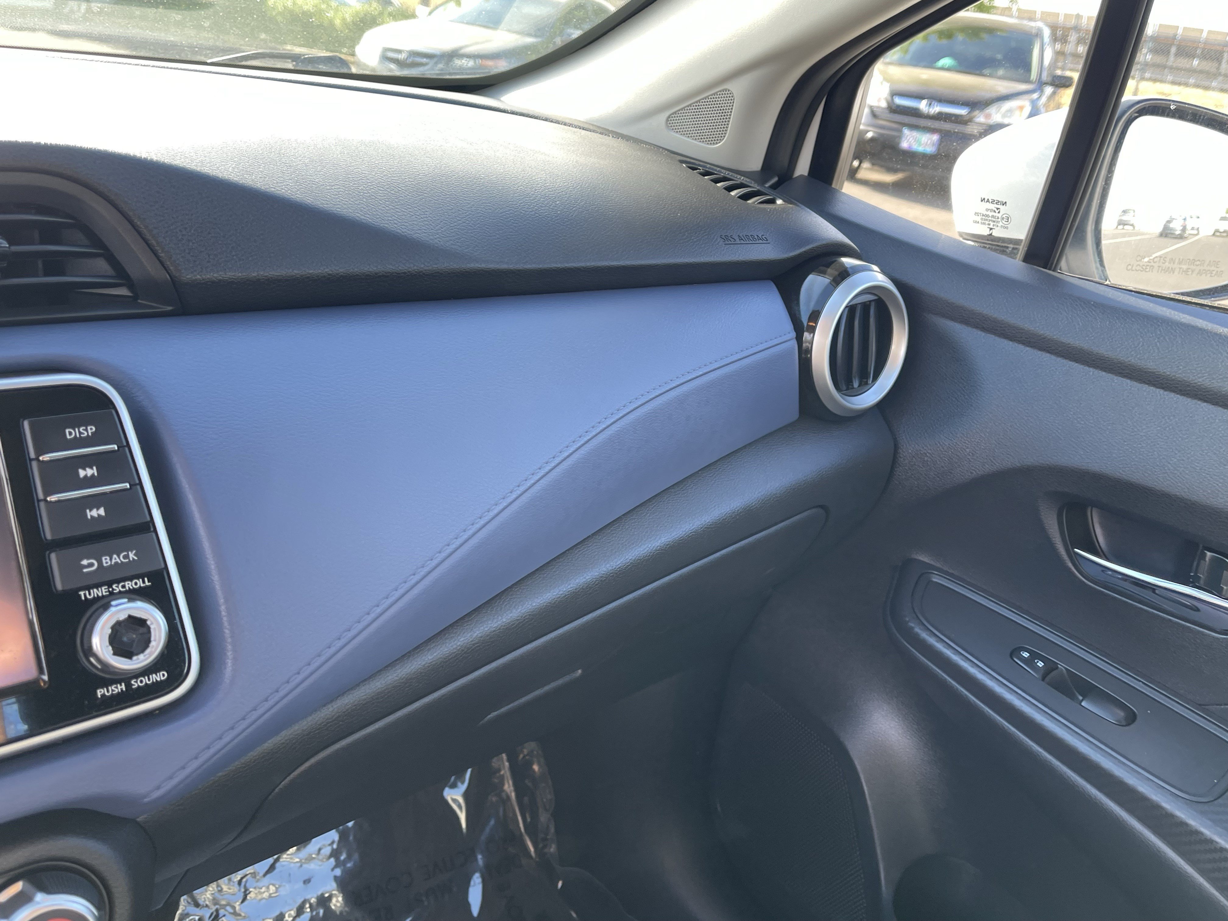Used 2024 Nissan Versa SV FWD image 24