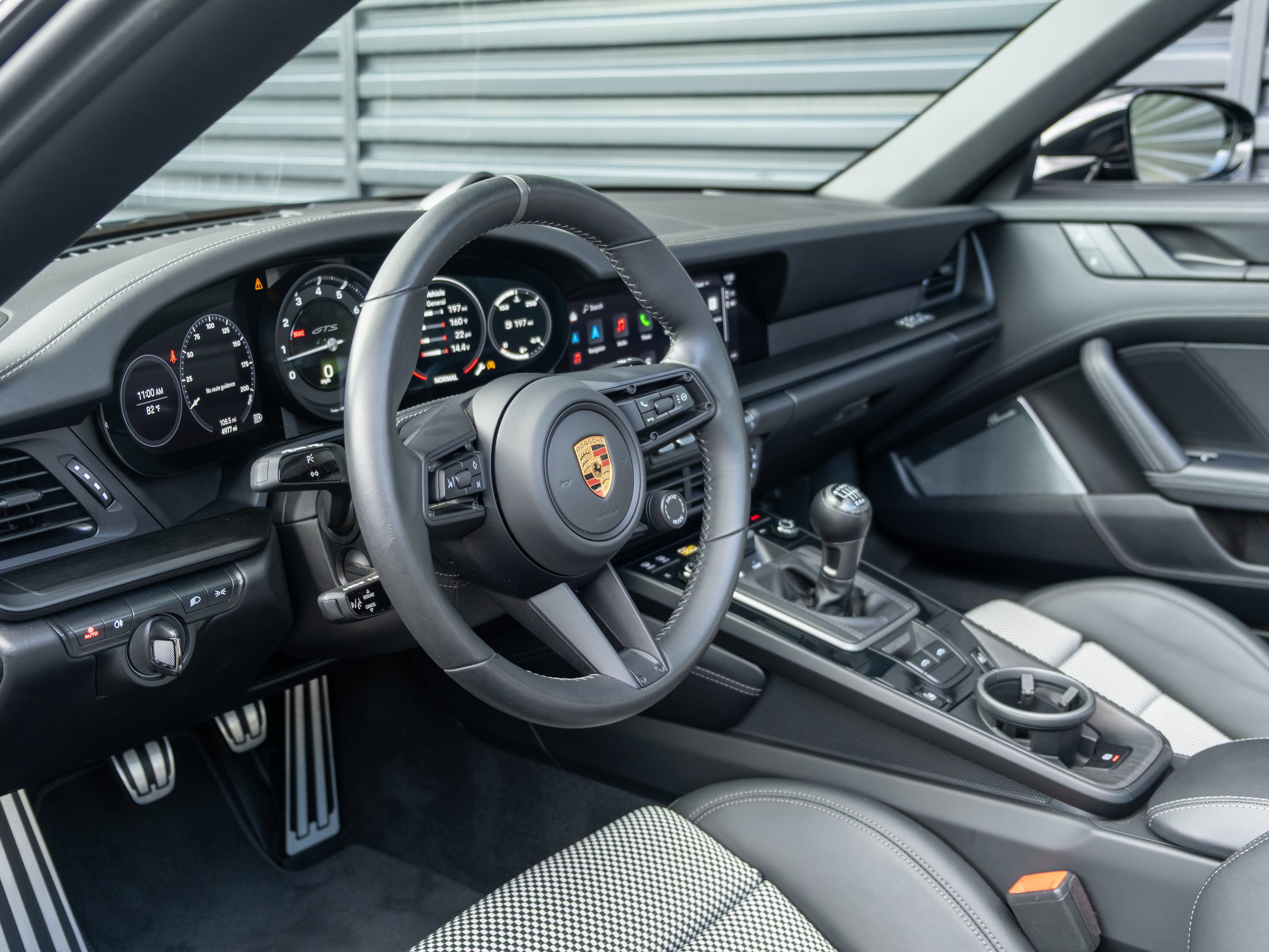 Certified 2022 Porsche 911 Targa 4 GTS AWD/4WD image 5