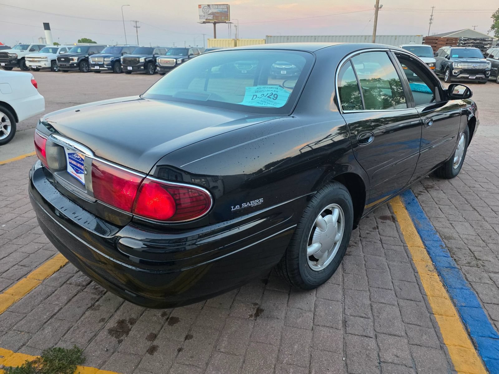 Used 2000 Buick Le Sabre Custom w/ Premium Opt Pkg FWD image 5