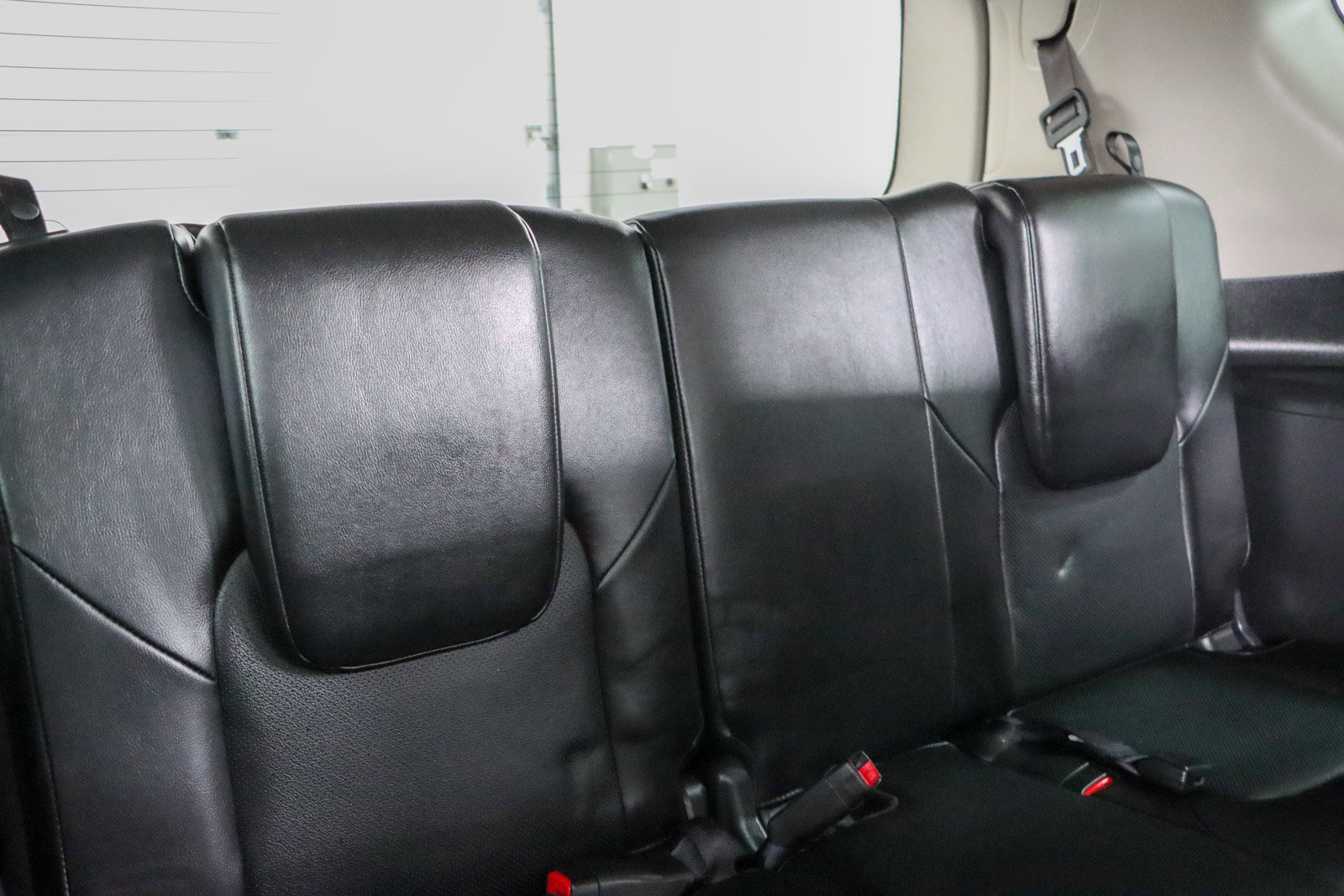 Used 2022 Nissan Armada SL w/ Captain's Chairs Package image 31