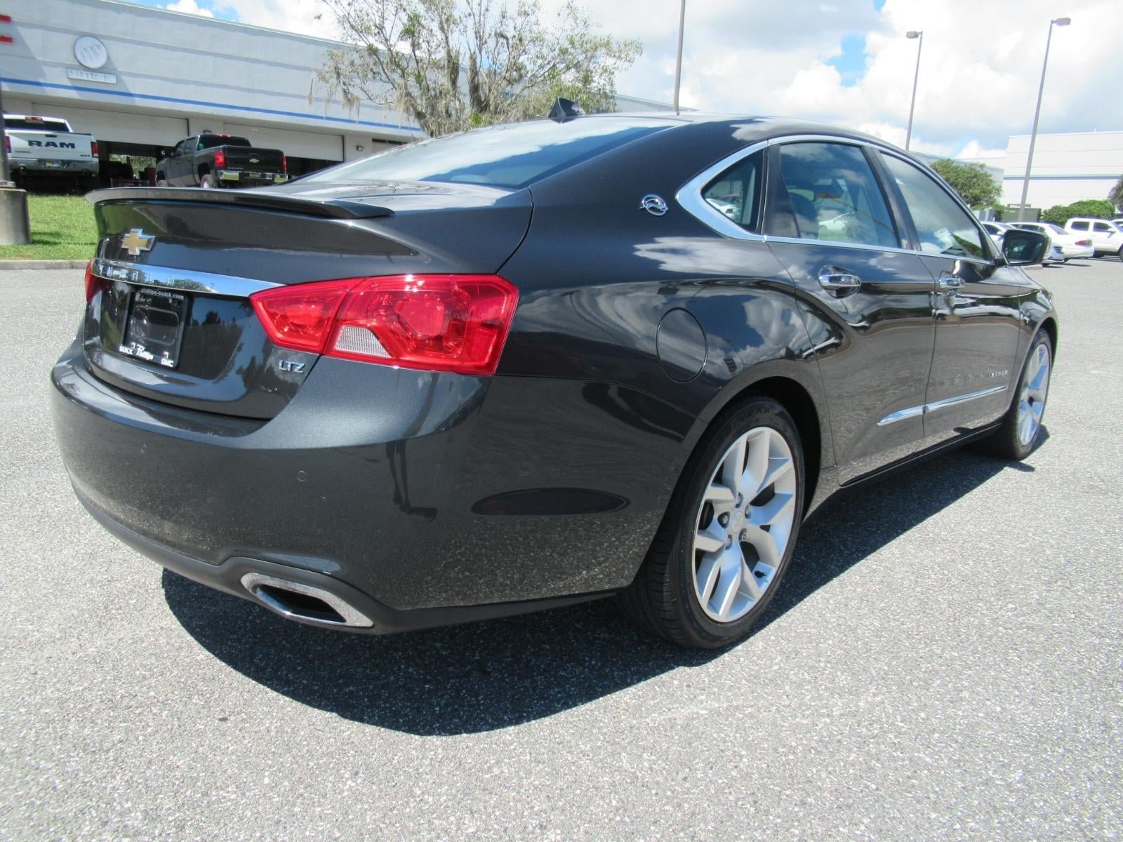Used 2014 Chevrolet Impala LTZ FWD image 7
