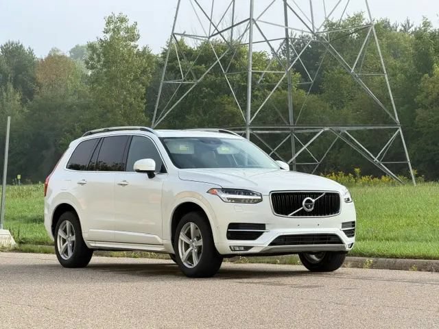 Used 2018 Volvo XC90 T5 Momentum w/ Convenience Package AWD/4WD image 37