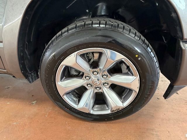 Used 2019 RAM 1500 Limited RWD image 8