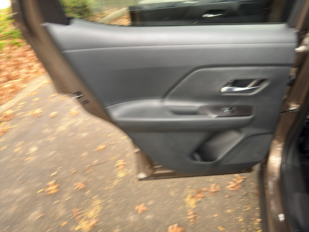 New 2026 Nissan Kicks SR w/ Cold Weather Package image 30