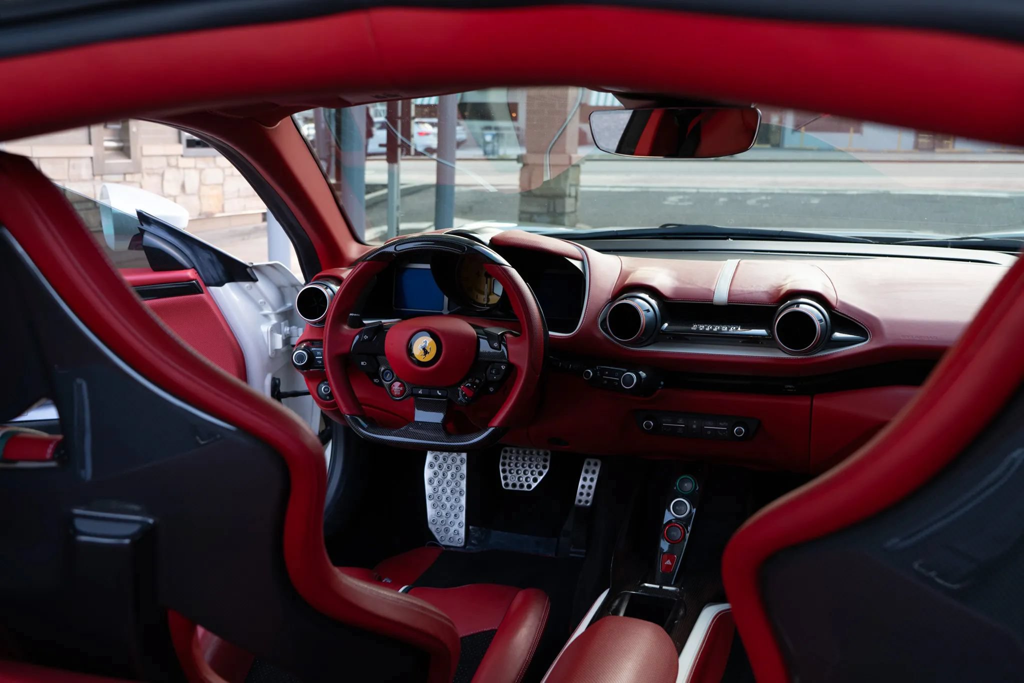 Used 2020 Ferrari 812 Superfast RWD image 61