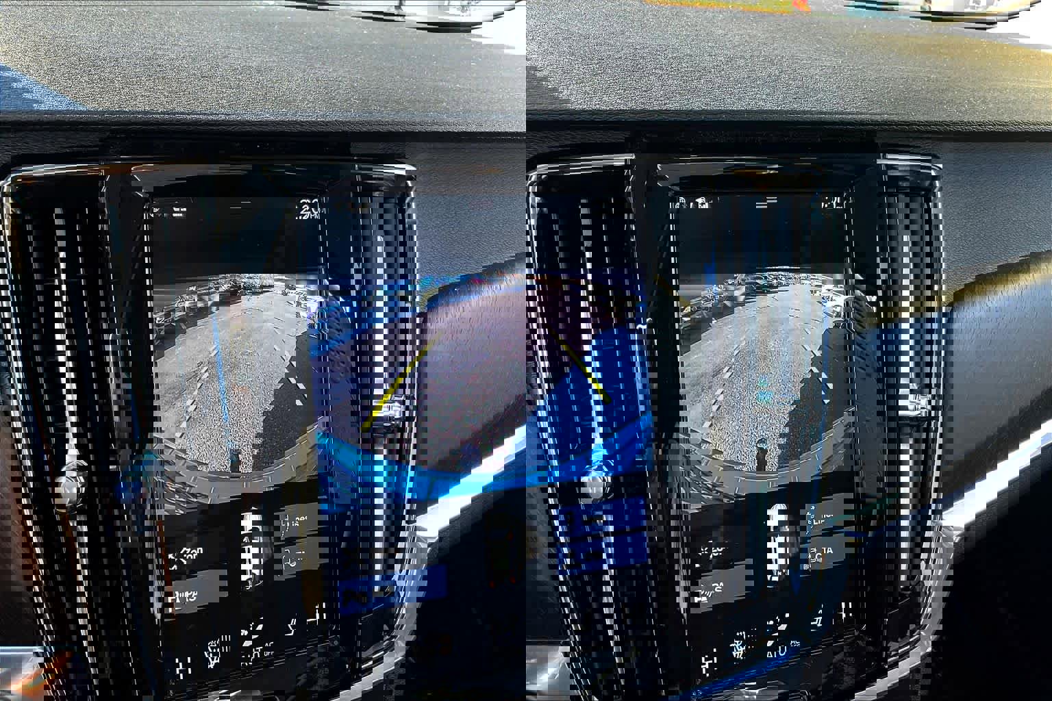 Used 2019 Volvo V90 T5 Cross Country w/ Protection Package Premier image 28