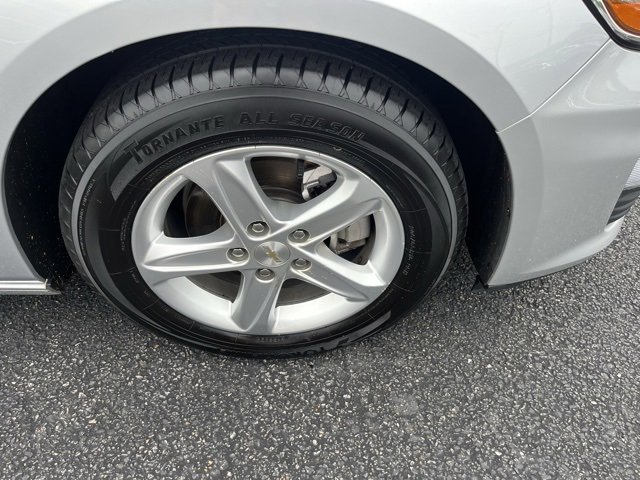 Used 2022 Chevrolet Malibu LS w/ Driver Confidence Package II image 29