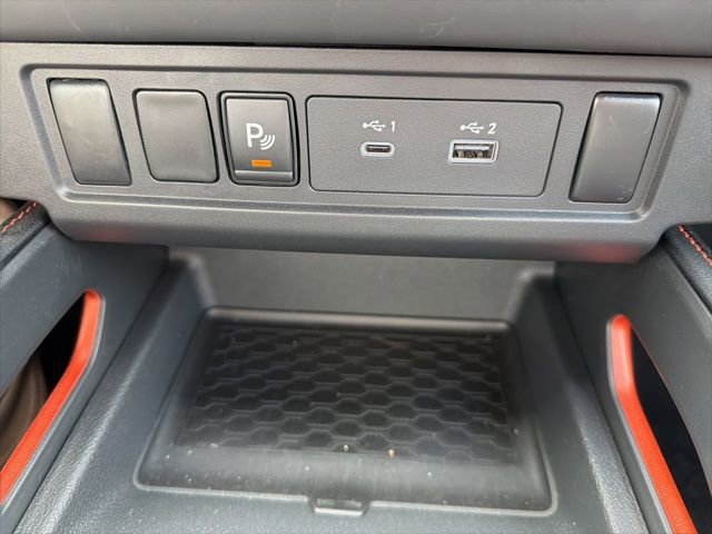 Used 2025 Nissan Frontier PRO-4X w/ Interior Protection Package image 32