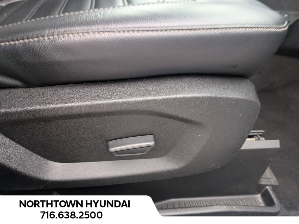 Used 2023 Ford Edge SEL image 33