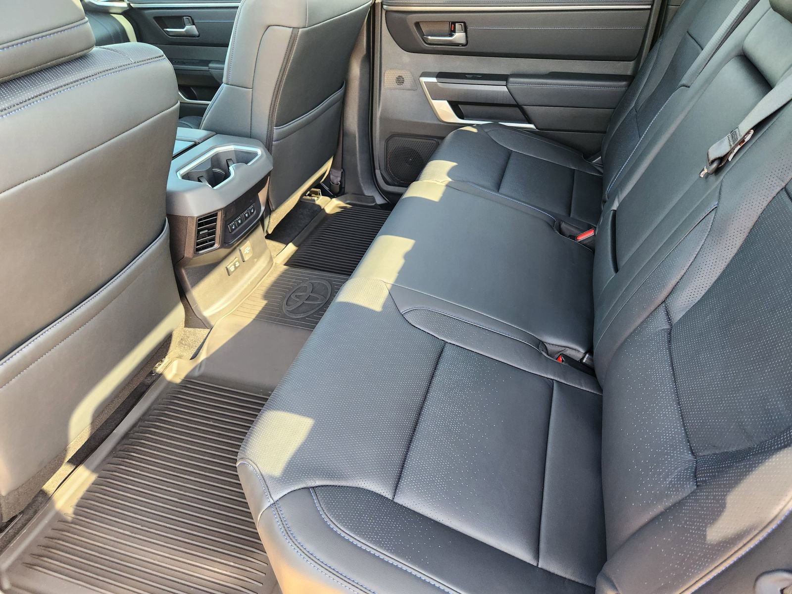 Used 2025 Toyota Tundra Platinum image 35