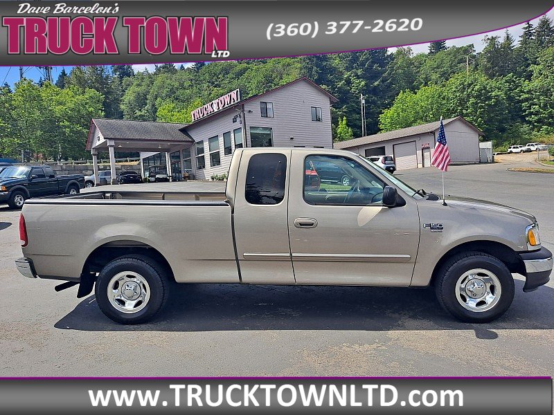 Used 2003 Ford F150 XLT image 2