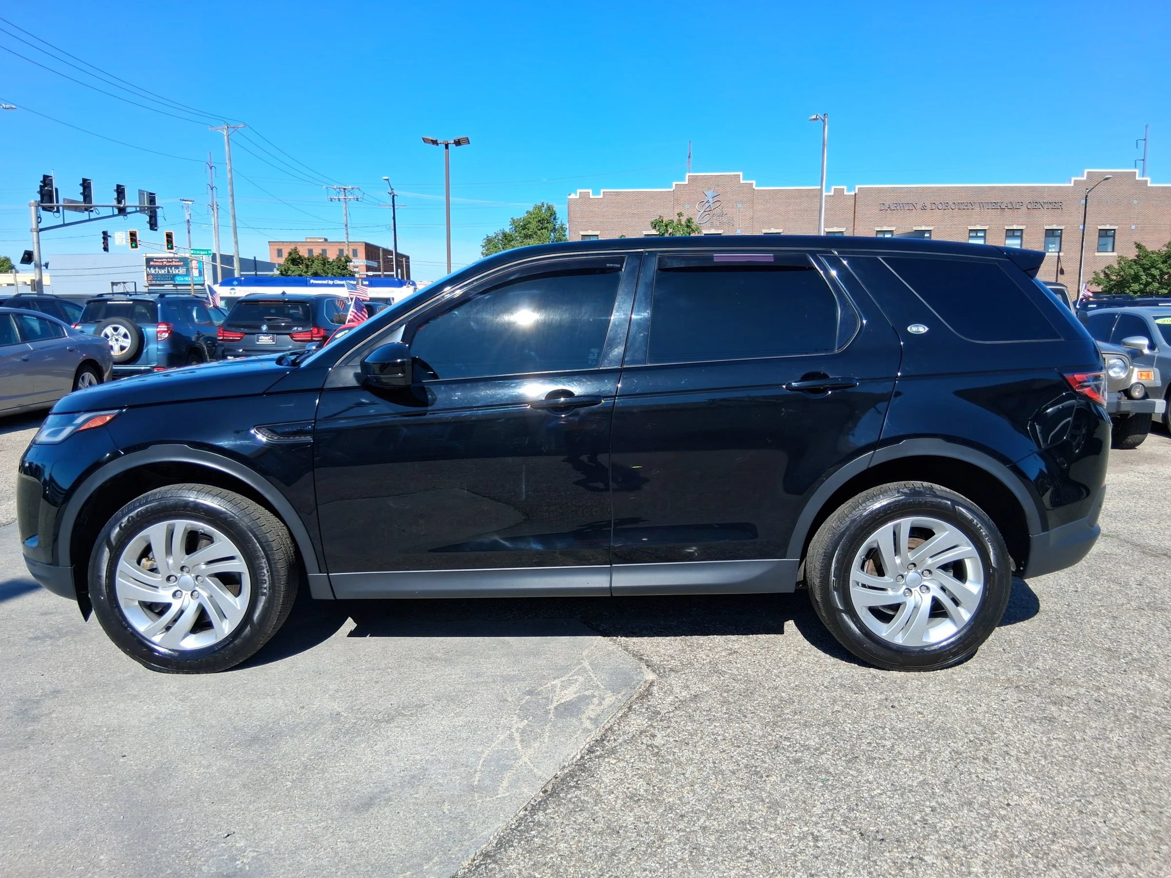 Used 2020 Land Rover Discovery Sport AWD/4WD image 12