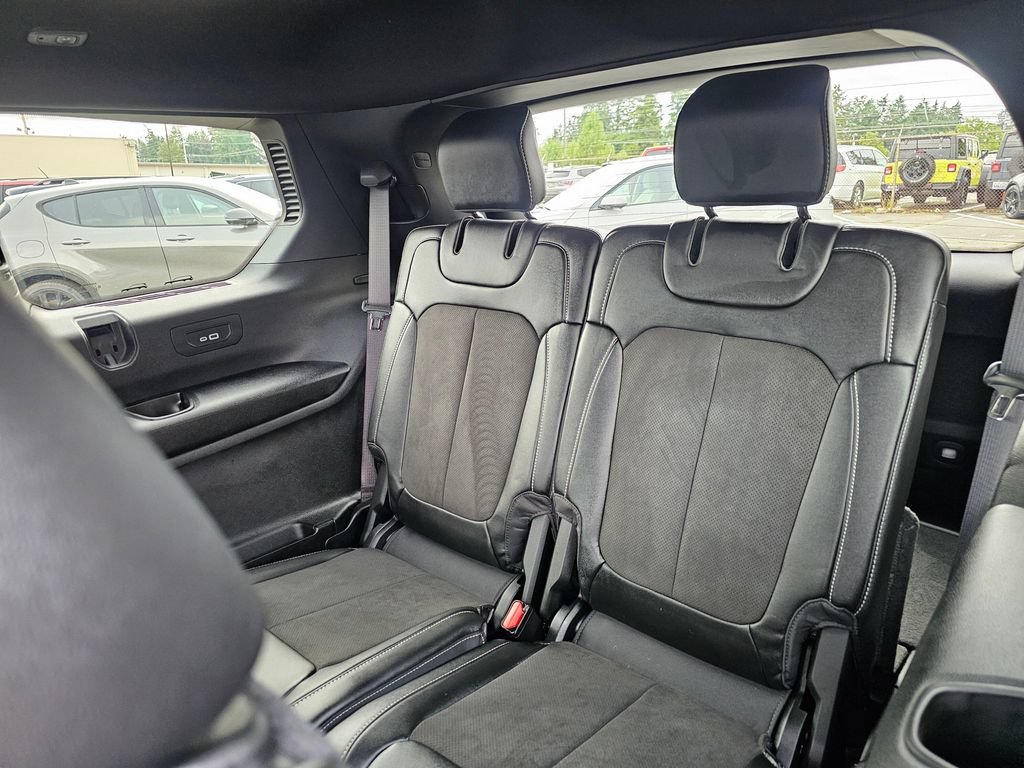 Used 2023 Jeep Grand Cherokee L Laredo AWD/4WD image 18