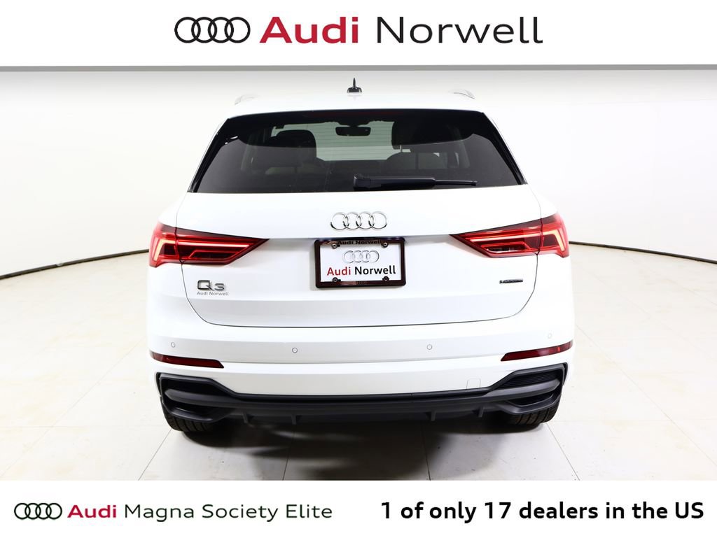 Used 2025 Audi Q3 2.0T Premium w/ Convenience Package image 15