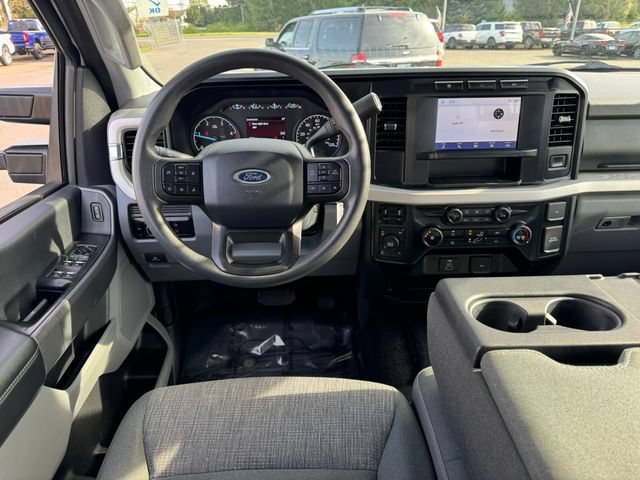 Used 2024 Ford F350 XLT AWD/4WD image 22