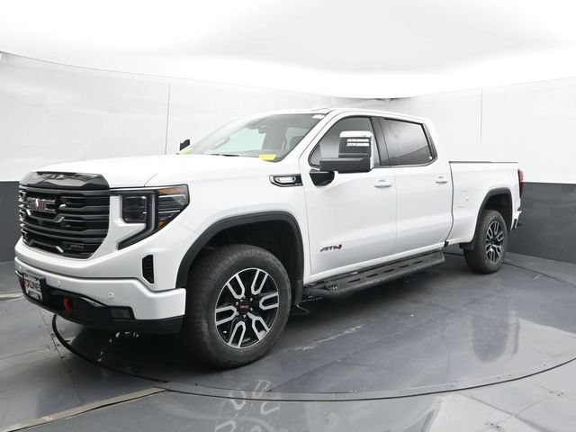Used 2025 GMC Sierra 1500 AT4 w/ Technology Package AWD/4WD image 7