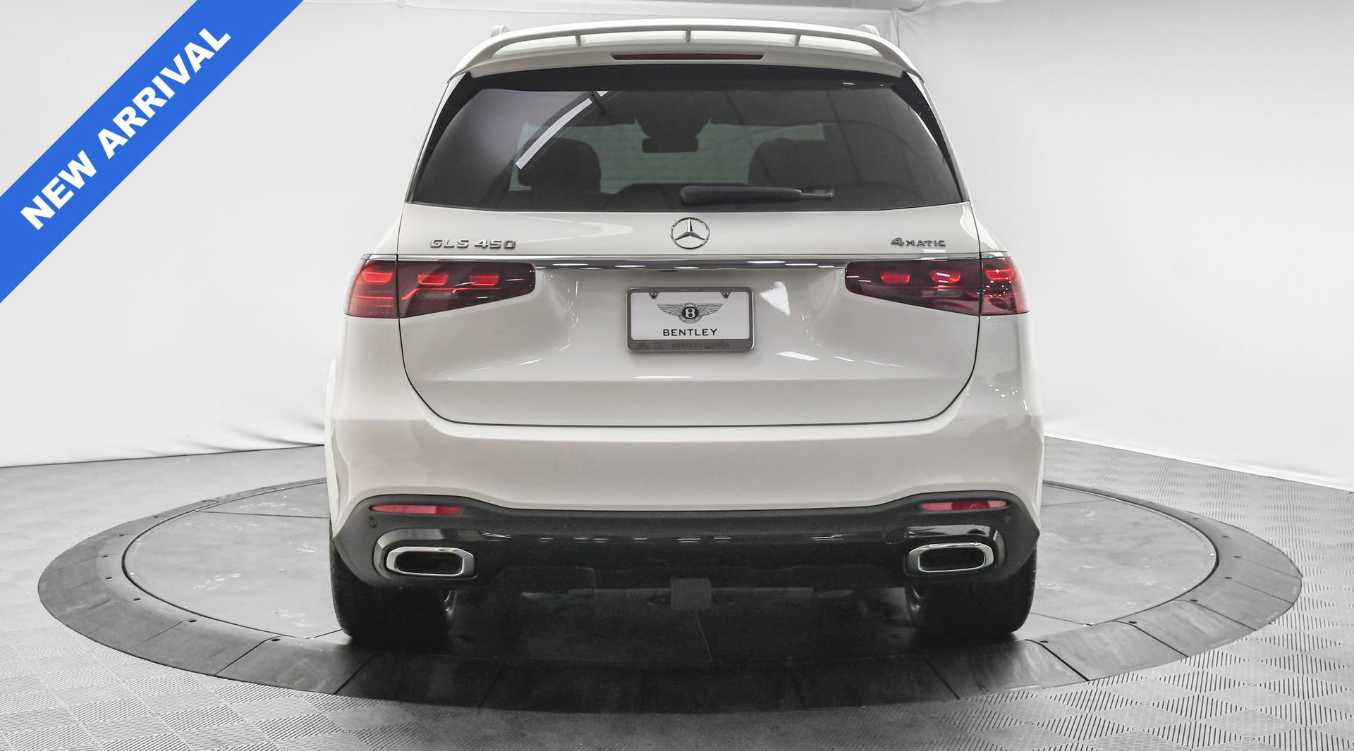 Used 2025 Mercedes-Benz GLS 450 4MATIC image 6