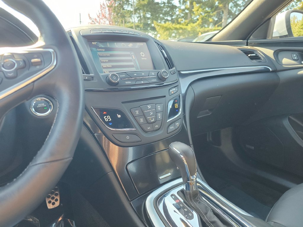 Used 2017 Buick Regal GS w/ Driver Confidence Package #2 AWD/4WD image 29