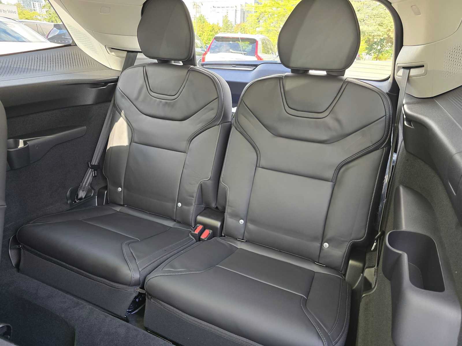 New 2026 Volvo EX90 Ultra AWD/4WD image 17
