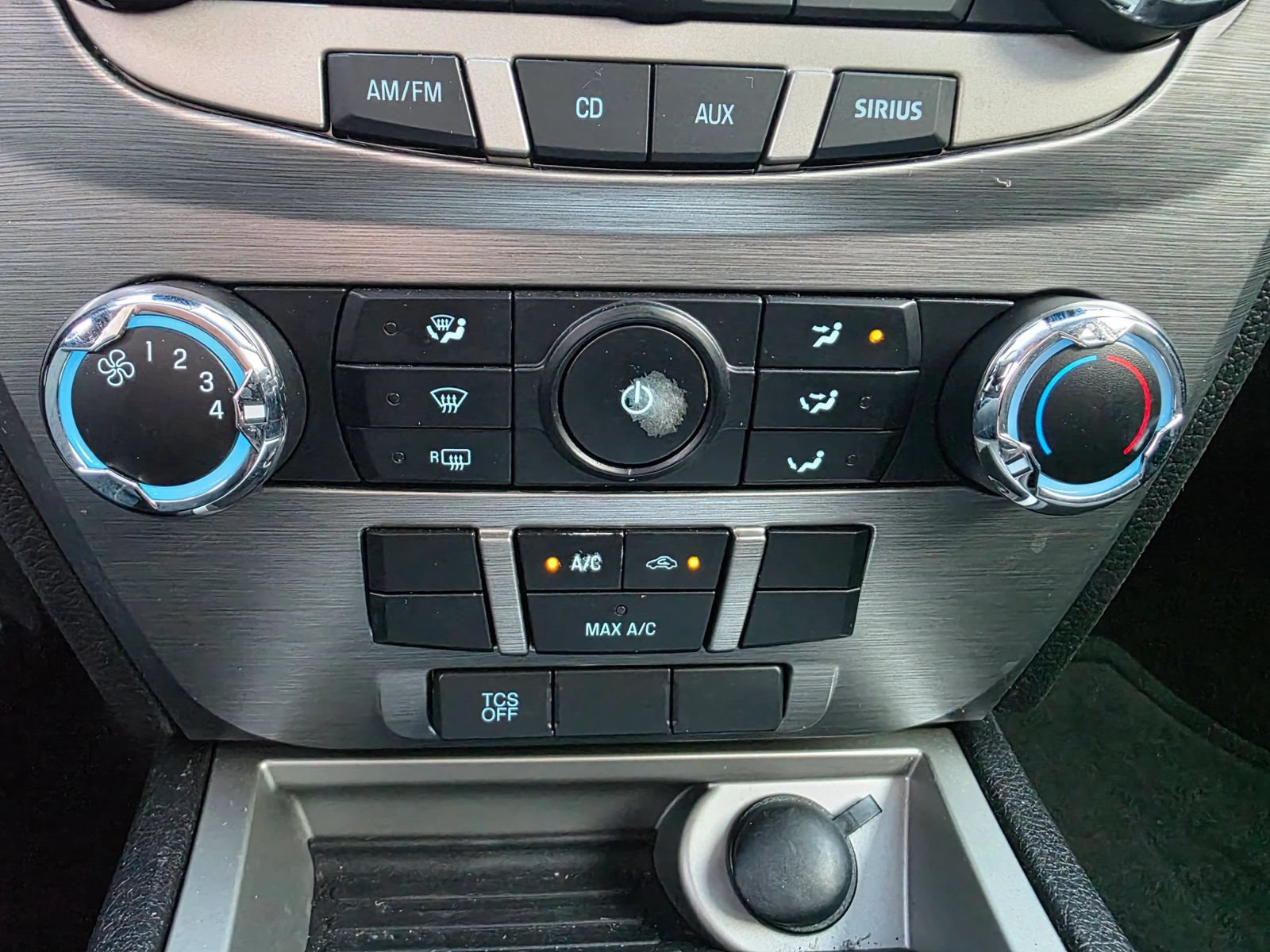 Used 2012 Ford Fusion SE FWD image 17