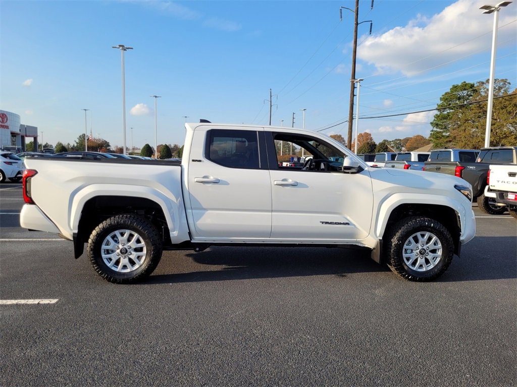 New 2025 Toyota Tacoma SR5 image 11