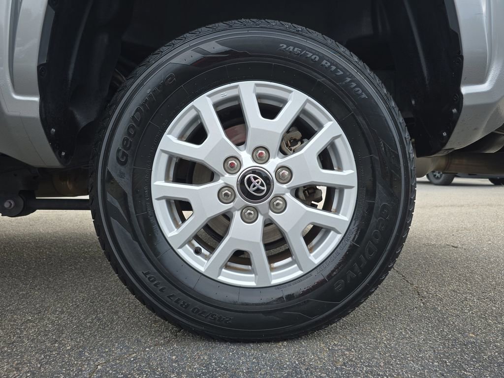 Used 2024 Toyota Tacoma 2WD Double Cab image 34