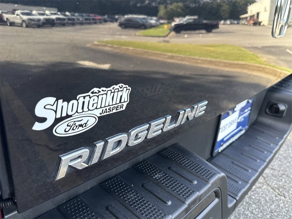 Used 2018 Honda Ridgeline Black Edition image 19