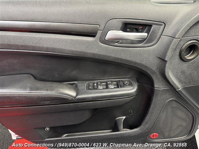 Used 2012 Chrysler 300 S RWD image 19