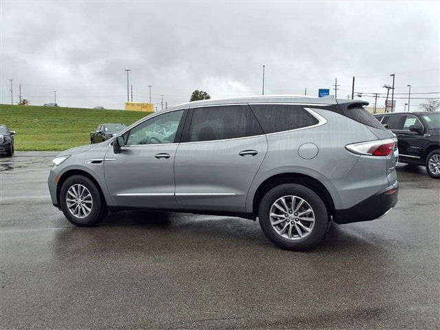 Used 2024 Buick Enclave Premium image 19