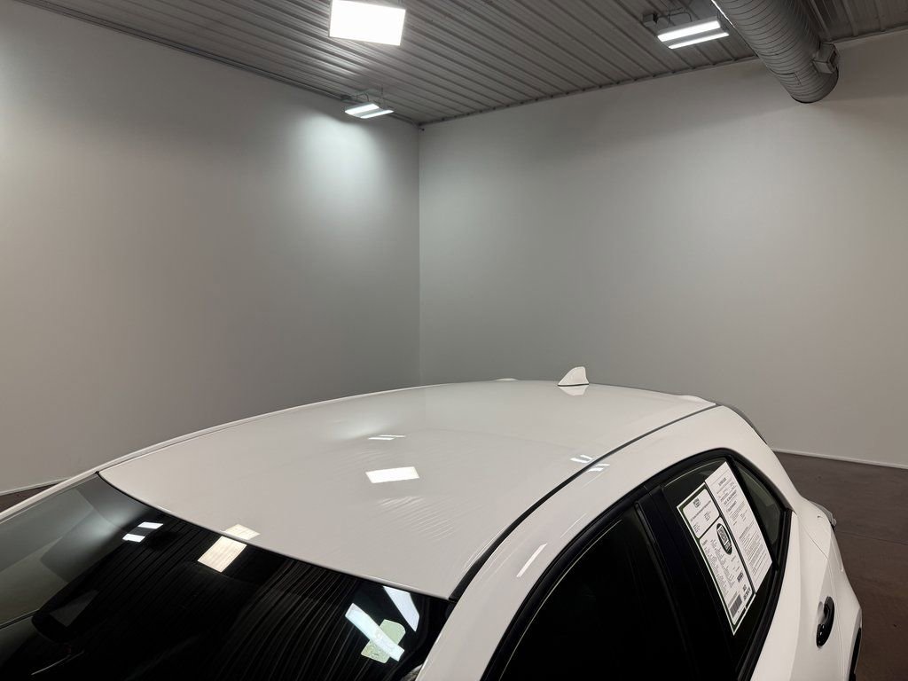 Used 2021 Toyota Corolla SE image 44