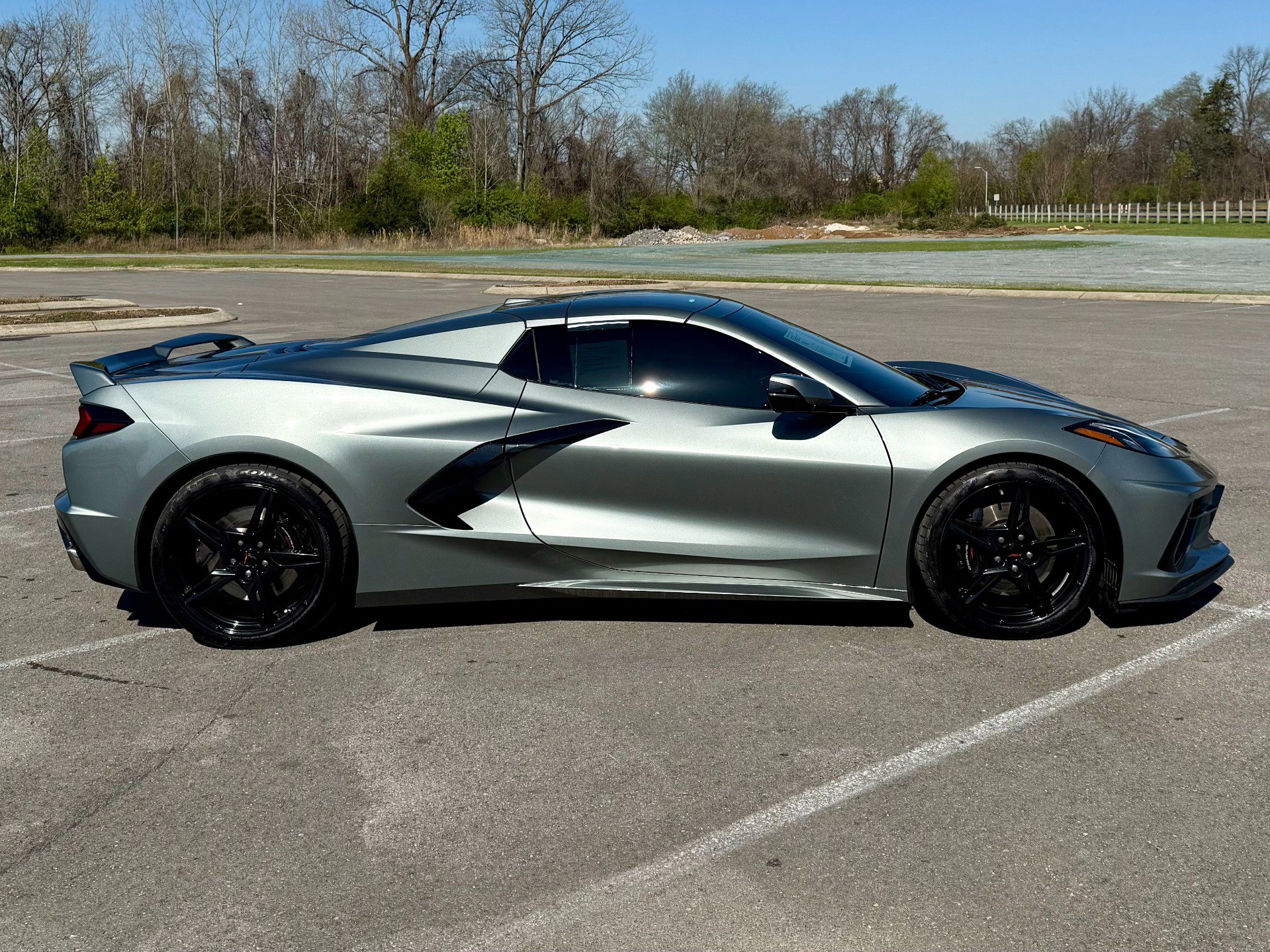Used 2023 Chevrolet Corvette Stingray Premium Conv w/ Z51 Performance Package RWD image 11