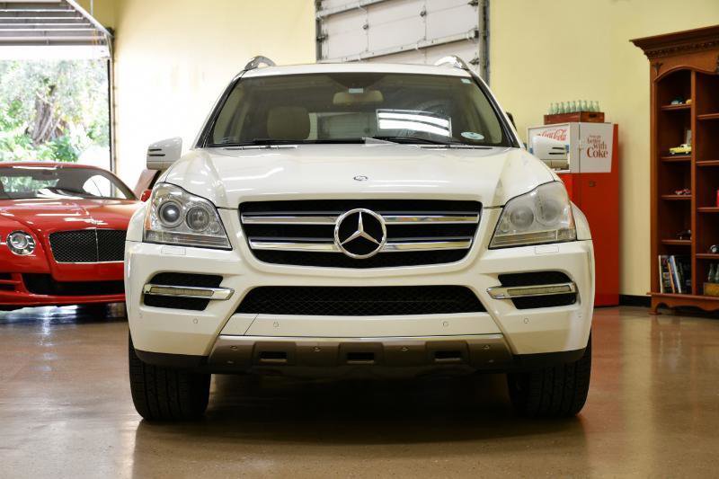 Used 2012 Mercedes-Benz GL 450 4MATIC image 3