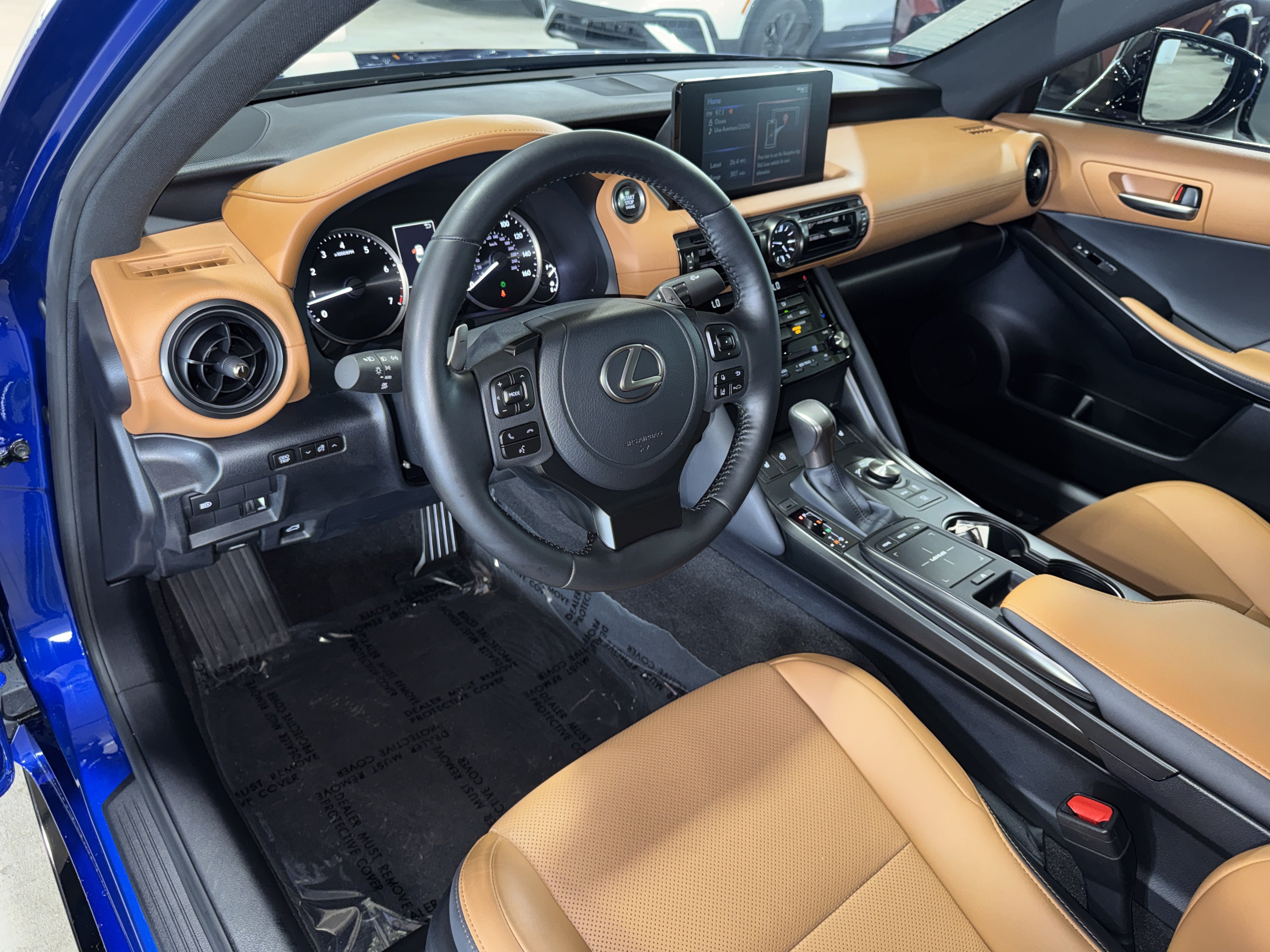 Used 2025 Lexus IS 350 F Sport RWD image 19