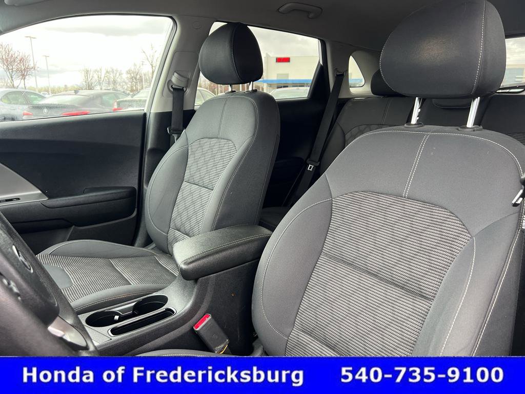 Used 2020 Kia Niro LX image 14