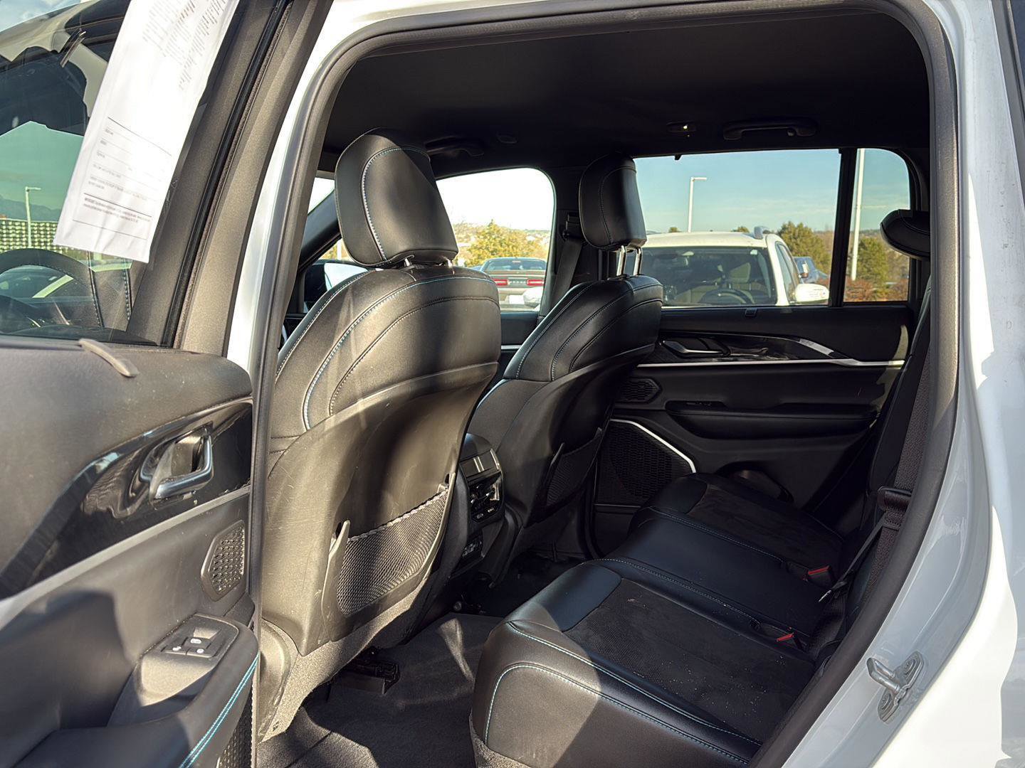 Used 2023 Jeep Grand Cherokee Trailhawk w/ Advanced Protech Group II image 24