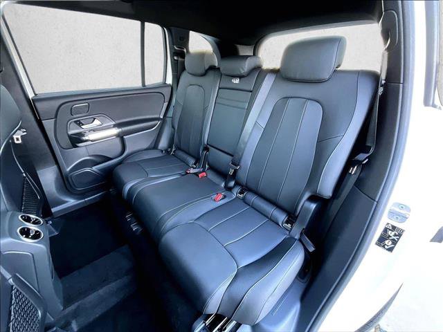 New 2026 Mercedes-Benz GLB 250 image 12