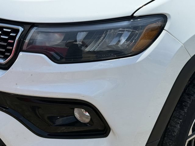 Certified 2024 Jeep Compass Limited AWD/4WD image 9