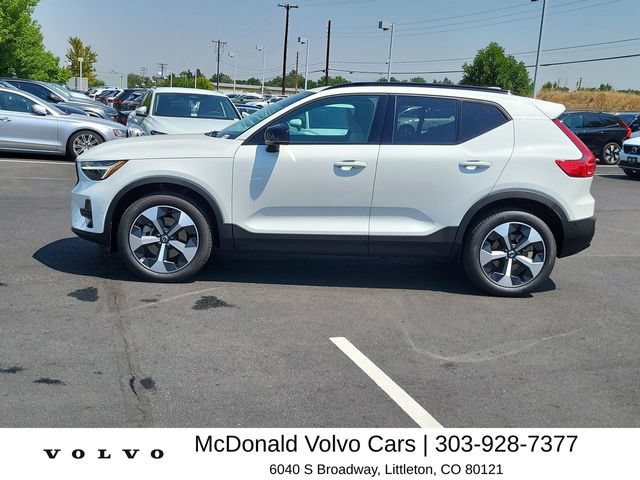 New 2026 Volvo XC40 B5 Plus w/ Protection Package Premier AWD/4WD image 2